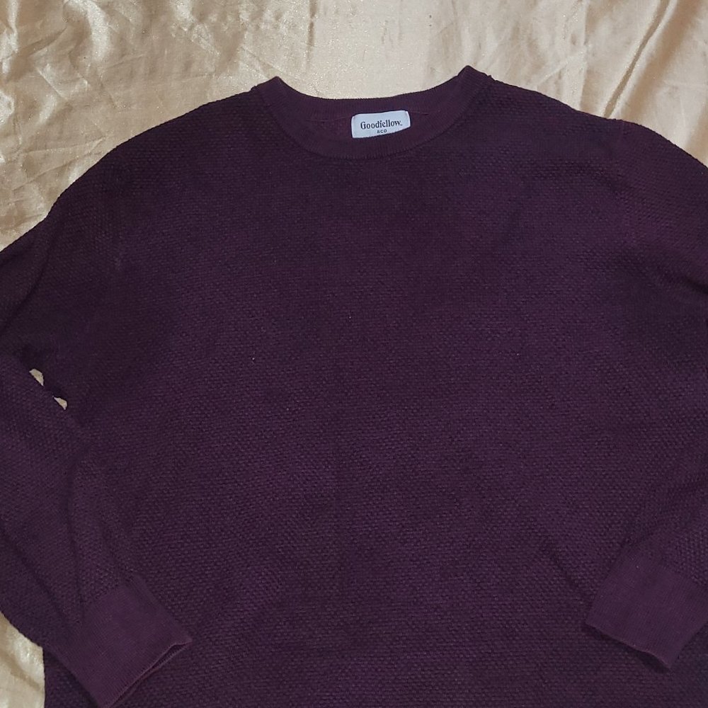 Long sleeve sweater